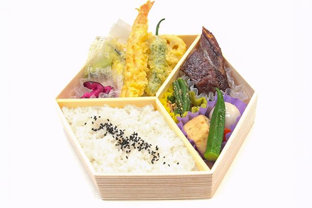 懐石・仕出し りんと-幻の秋川牛弁当