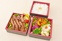 熟成焼肉 ハンバーグ 格之進 プラチナム-国産牛霜降り焼肉～極旨ステーキソース～