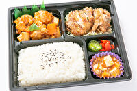 香菜屋～かなや～-【厳選】Wメイン中華弁当（酢豚＆油淋鶏）