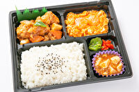 香菜屋～かなや～-【厳選】Wメイン中華弁当（酢豚＆海老と玉子炒め）