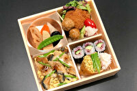 割烹 佰花-煮穴子ちらしとかわり稲荷御膳～おろしひれかつ～