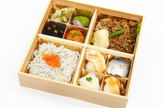 割烹うえ田-手毬寿司と牛すき御膳