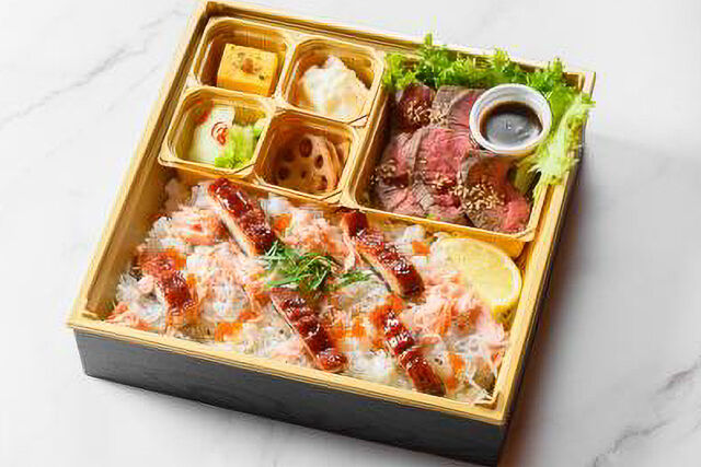割烹 やまもと-贅沢ちらしとローストビーフ御膳