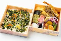 割烹出水-彩り野沢菜ちりめんの二段弁当