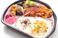 割烹 なが田-扇【鮭幕の内】