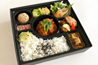 中華ダイニング 家座冨-エビチリ&amp;黒酢唐揚げ弁当