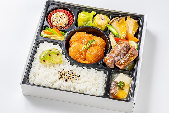 【熨斗対応可】エビチリ＆アワビの海老みそ炒め＆牛ステーキのオイスター炒め弁当