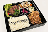 和馬'sキッチン-【お茶なし】阿波黒牛ステーキ&amp;阿波ポークのあぶり焼ダブル弁当