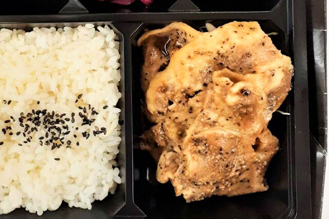和馬'sキッチン-阿波黒牛ステーキ&阿波ポークのあぶり焼ダブル弁当