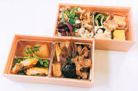 季節料理 和彩亭-特製牛すき焼きの二段弁当