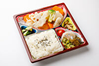 吉祥食堂-吉祥御膳・鱈とたっぷり野菜の塩だれソース
