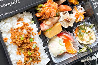 旬菜ダイニングKitchen比呂-肉そぼろご飯の和洋中惣菜膳