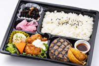 キッチンHIMAWARI-【熨斗対応可】直火網焼きステーキハンバーグ＆チキン南蛮タルタルソース ダブルメイン弁当