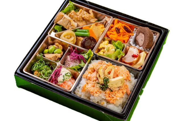 おばんざいと小料理 こばち-鶏の味噌焼きと鮭湯葉ご飯 彩り懐石