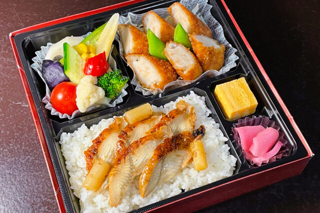 【熨斗対応可】『鯉のや特製』鰻のせご飯と甘辛風味の鶏ささみ揚げ