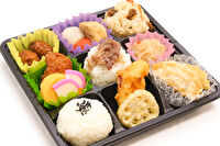 こまちの台所-3種ご飯の彩り弁当