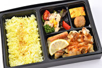 Le Cinque Kitahama-お魚の香草オイル焼きとポークソテー弁当