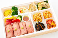 野菜がおいしい LONGING HOUSE-10種のお惣菜と国産牛のお寿司仕立弁当