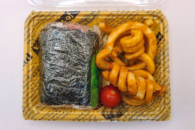 ランチファクトリー-ポーク玉子おにぎりセットA