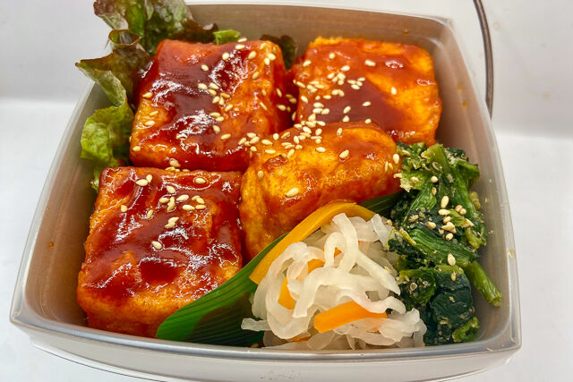 ランチファクトリー-ヤンニョム豆腐BOX