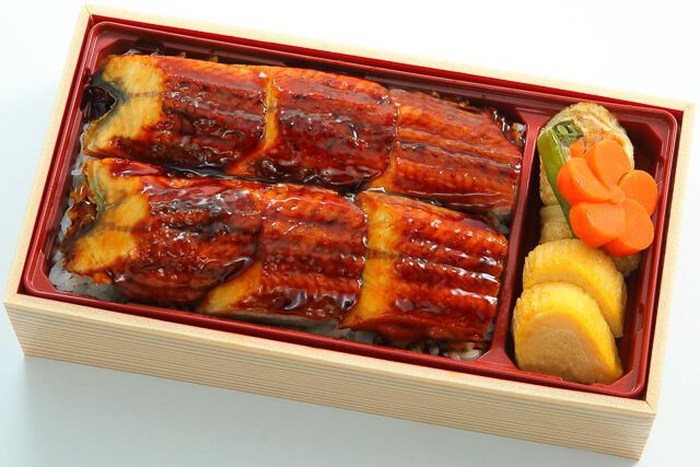 万たん ～美味しいお米と彩りおかず～