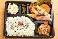 まるべん ～和惣菜弁当～-幕の内弁当