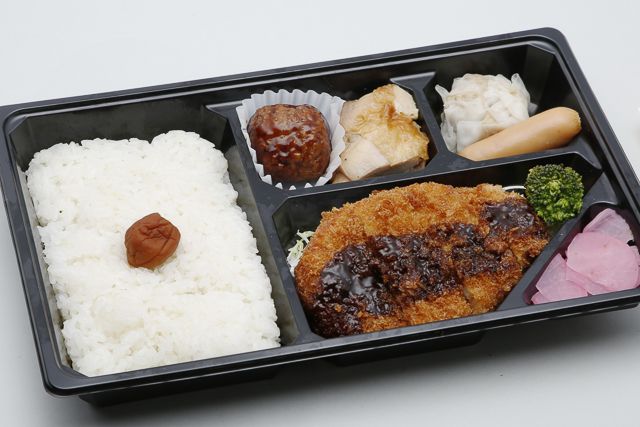 松に鶴-幕の内（竹）お肉メイン