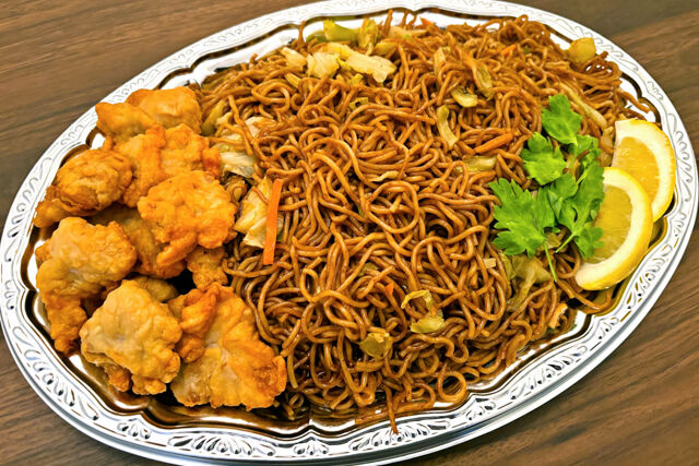Merenda-ソース焼きそば＆若鶏のから揚げ