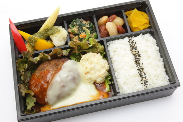 神戸牛 みやび亭 の 神戸牛ハンバーグ弁当 とろけるチーズデミグラスソース ごちクル お弁当の配達 デリバリー 神戸牛 みやび亭 の 神戸牛ハンバーグ弁当 とろけるチーズデミグラスソース ごちクル お弁当の配達 デリバリー
