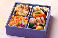 なだ万厨房-ローストビーフと桜海老御飯のお弁当