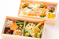 Sushi time-【熨斗対応可】海鮮炙りちらし寿司弁当（天ぷら盛り合わせ）