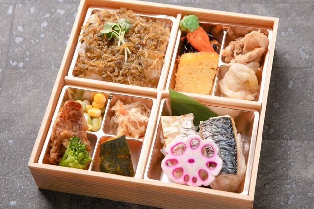 寿司割烹 南喜久-焼き鯖棒寿しとちりめんじゃこ御膳