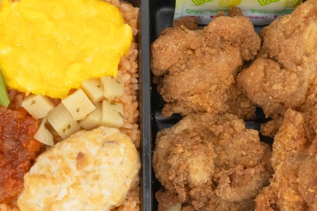 日本ばし大増-【温まる】チキン弁当デラックス