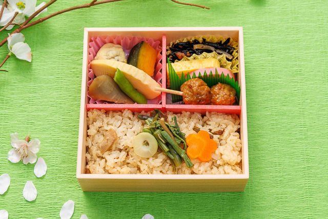 【春限定】季節のお弁当～山菜おこわ