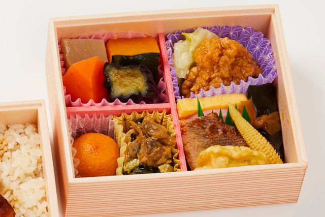 日本ばし大増-【夏限定】うなぎのせごはん折詰
