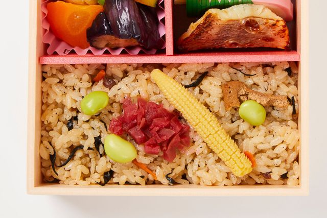 日本ばし大増-夏のおべんとう～梅ひじきごはん