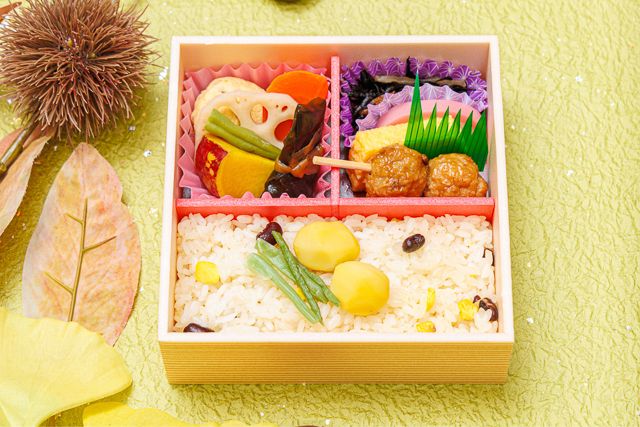 日本ばし大増-秋のおべんとう～栗おこわ