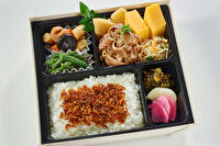 日本料理 キフネ-キフネ 和牛のすき焼弁当 ちりめんご飯