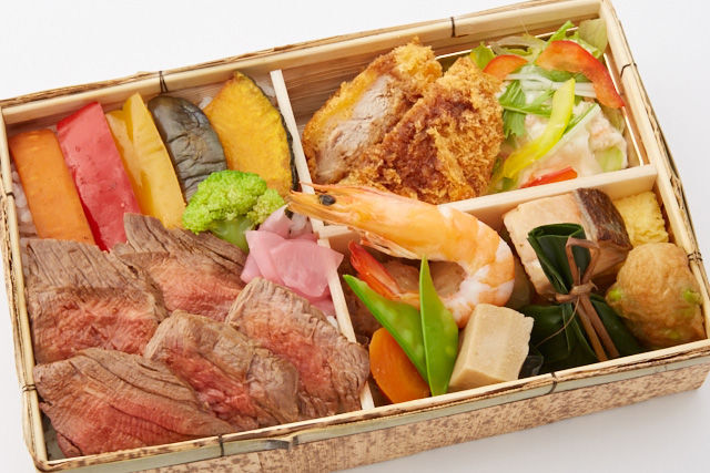 日本料理とステーキ 草庵