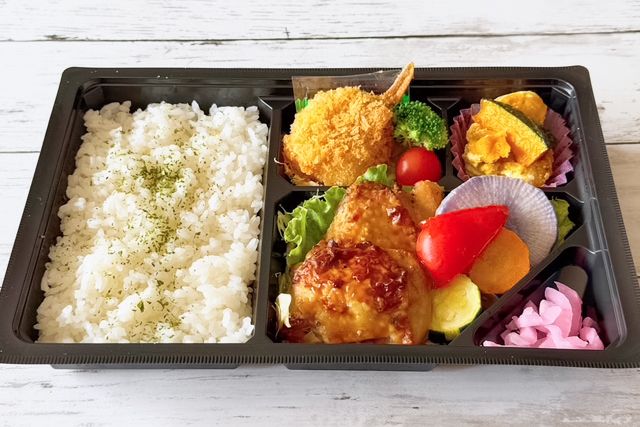 日本料理 権-チキンステーキグリル野菜弁当
