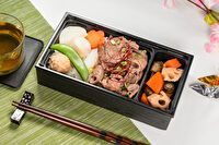 スキヤキトオニク「肉べゑ」-牛カルビ焼肉弁当