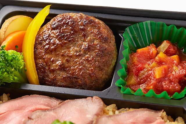 【熨斗対応可】黒毛和牛イチボステーキとローストビーフ肉飯＆ハンバーグ弁当
