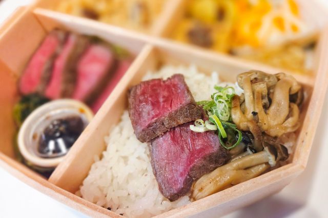 肉ビストロ SPAJIO-【熨斗対応可】黒毛和牛ステーキと栗の炊き込みご飯 秋の八角重
