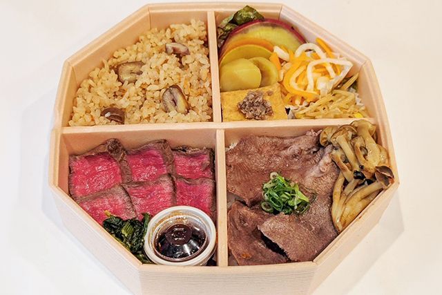 【熨斗対応可】最上級A5鹿児島県黒牛イチボステーキと牛タンと栗の炊き込みご飯 秋の八角重の商品写真