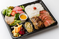 肉がち弁 肉べぇ-低温調理ローストビーフ＆手ごねハンバーグ弁当