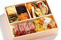 肉会席 Gen-A4和牛赤身ステーキ サーモンムニエル弁当