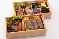 肉割烹 かわ井-国産牛カルビ・ハンバーグ2段弁当