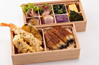 肉割烹 かわ井-炭焼きうな重と天ぷらの2段弁当