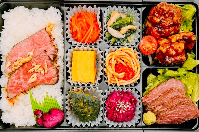 美味しい生活『肉食創色』-黒毛和牛ローストビーフ（牛ハラミ焼肉と黒酢唐揚げ）
