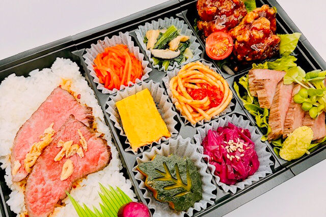 美味しい生活『肉食創色』-黒毛和牛ローストビーフ（黒毛和牛A5カルビと黒酢唐揚げ）